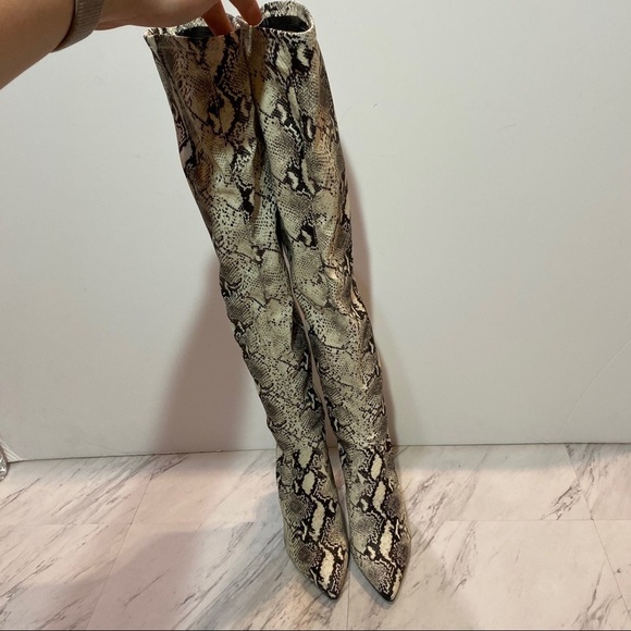 Steve Madden Debbie Snake Over the Knee Boot 5.5M - Picture 2 of 12